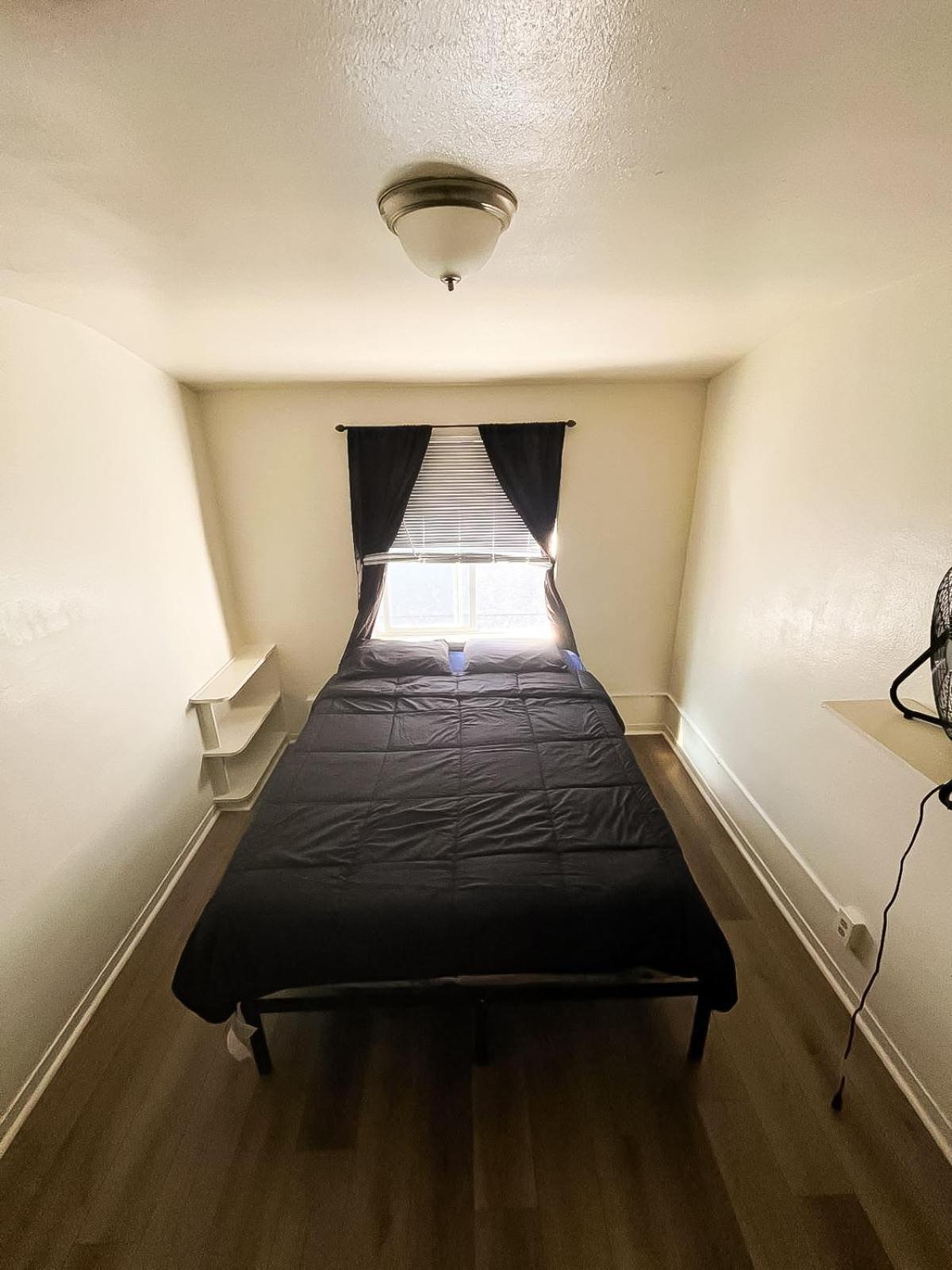 Van Nuys Homes For The Soul - Los Angeles — Photos 2