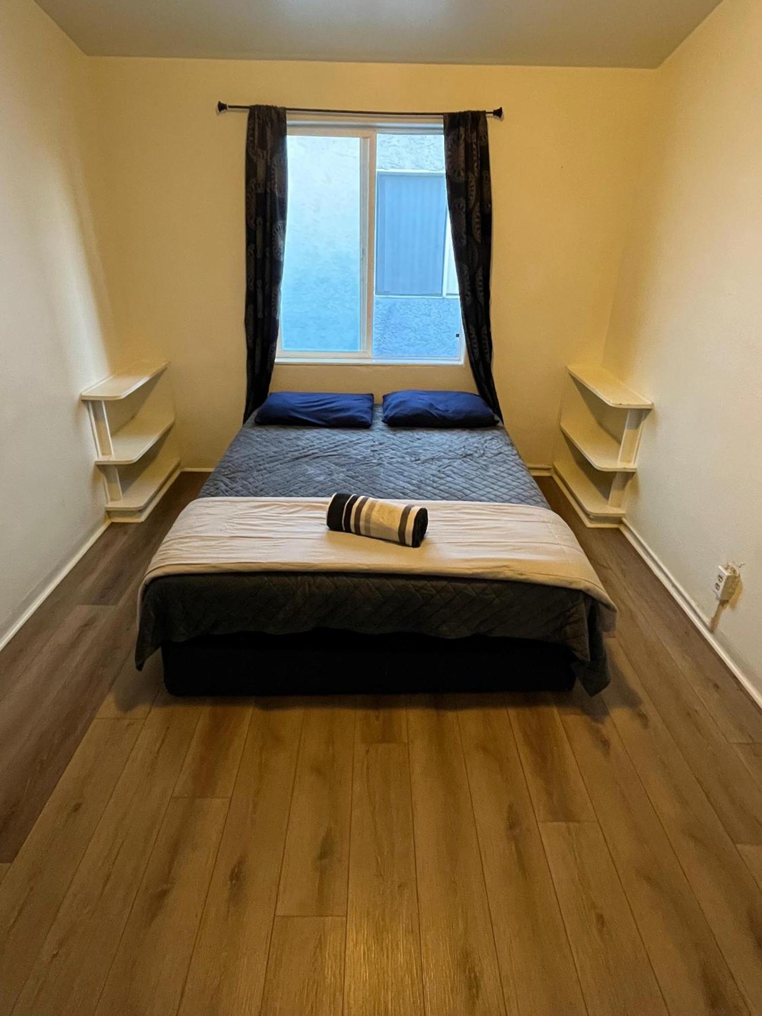 Van Nuys Homes For The Soul - Los Angeles — Photos 3